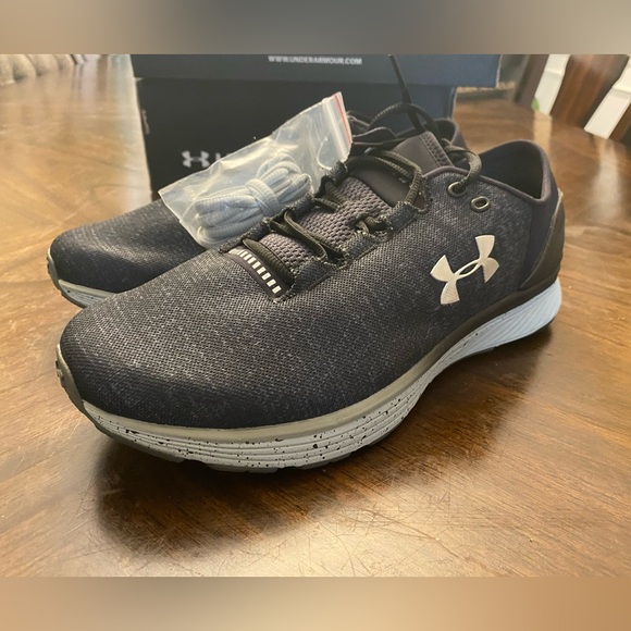 NWT Under Armour  Mens Charged Bandit 3 Digi Running Shoe (size 9.5 ) - Picture 4 of 12